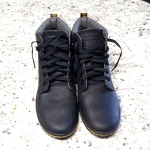 Women Dr Martens Boots